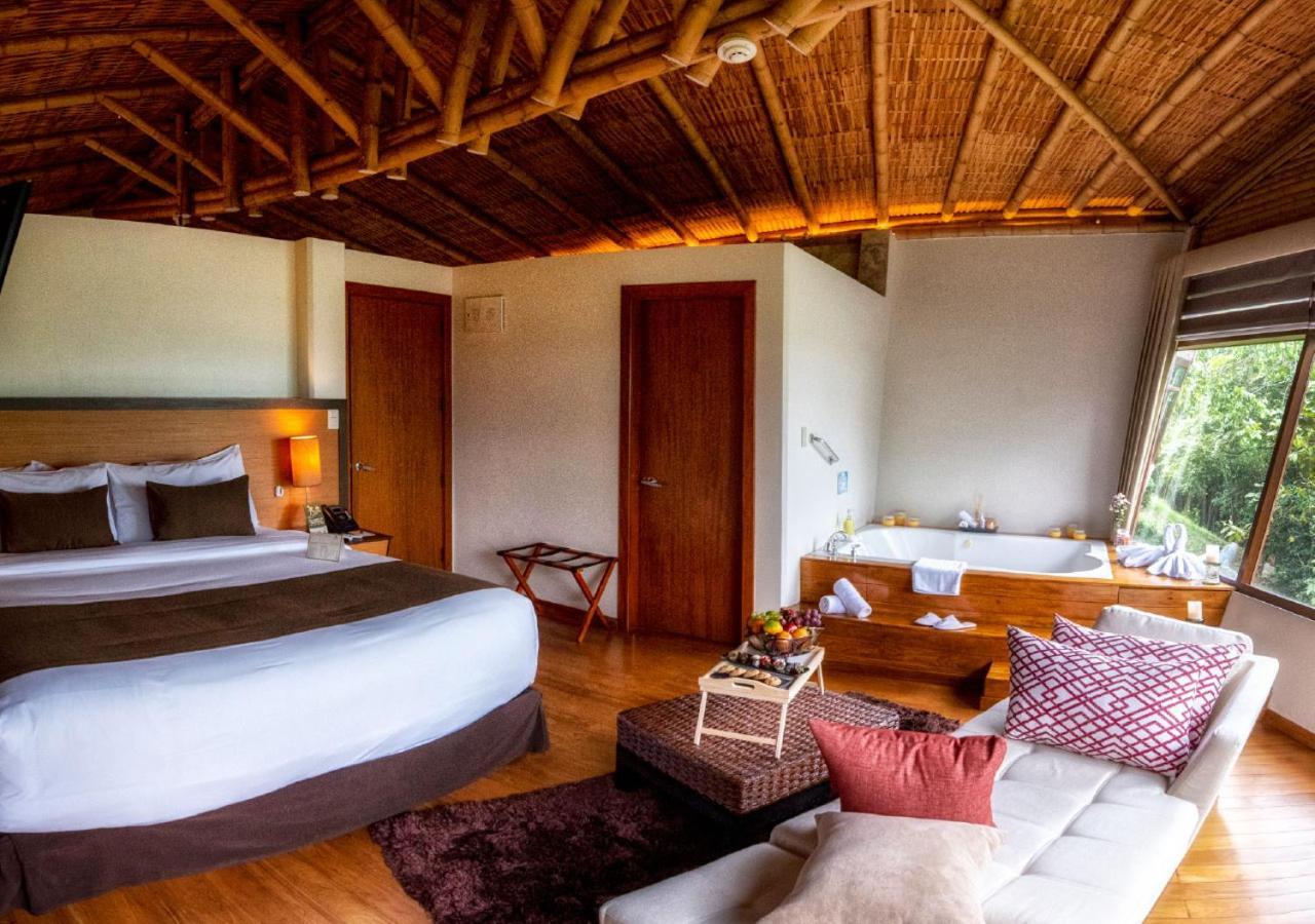 Hillary Nature Resort & Spa All Inclusive Arenillas ภายนอก รูปภาพ